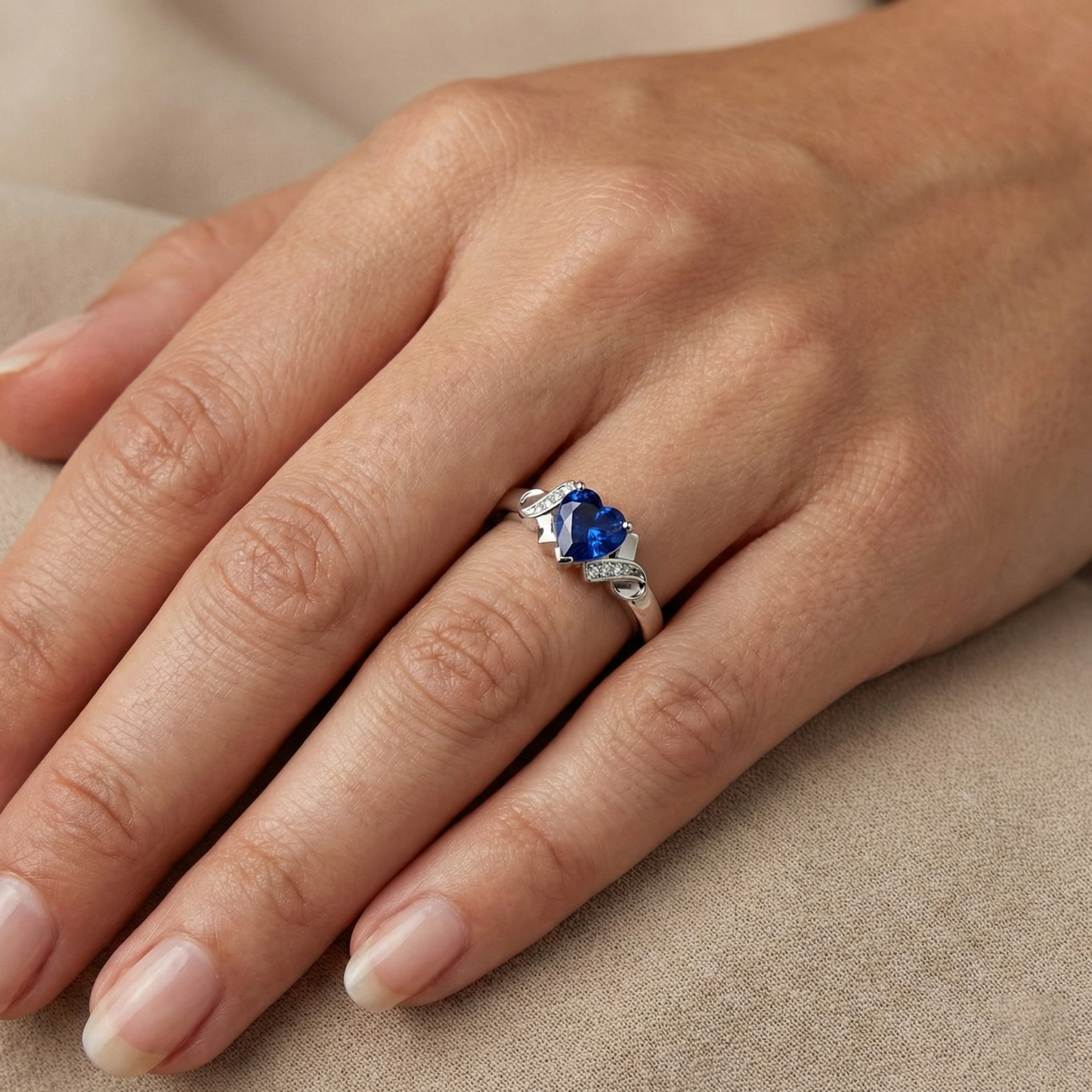 1.80 Carats Heart Sapphire And Natural Earth Mined Diamonds Wedding Ring White Gold 14K