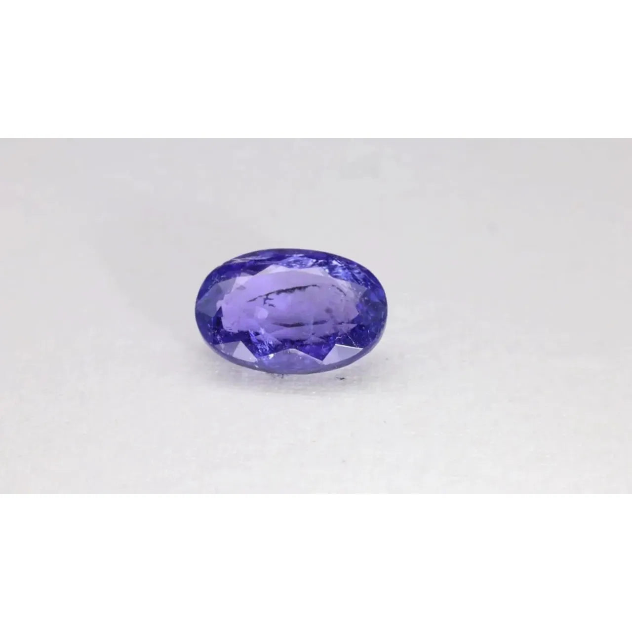 natural oval tanzanite 8.81ct loose_gem front view