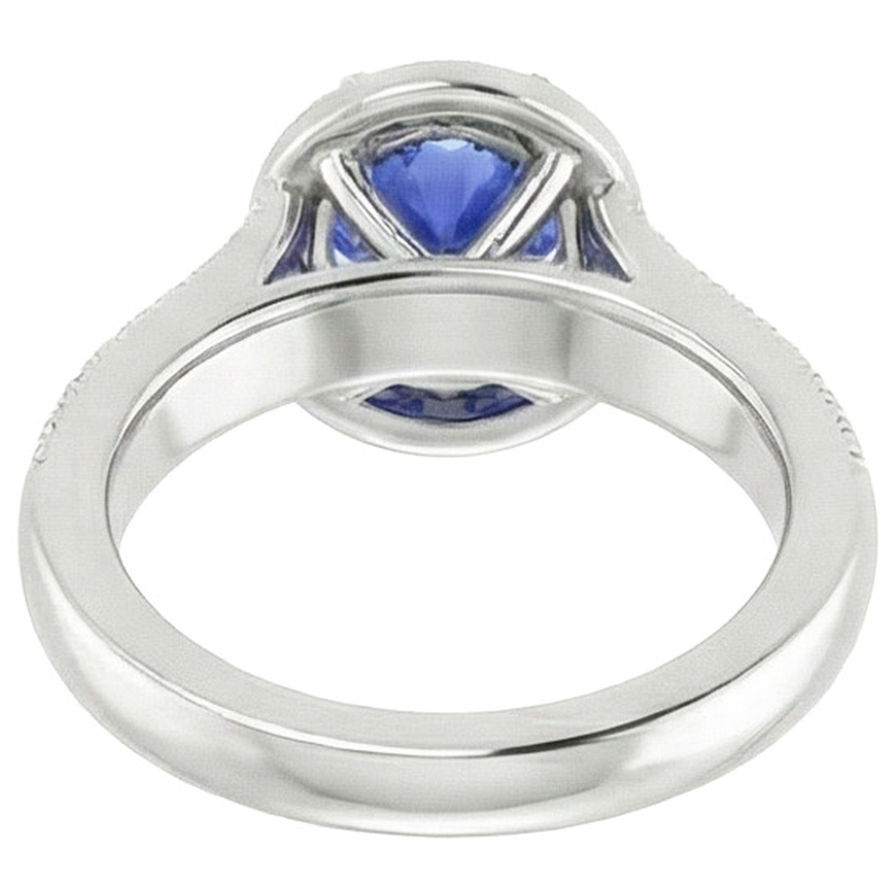 natural round sapphire 6ct ring on white background