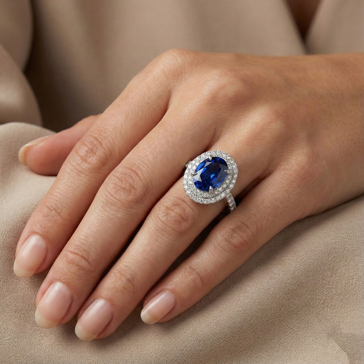 Big Oval Sri Lanka Blue Sapphire Natural Earth Mined Diamond Ring 4.55 Ct White Gold 14K