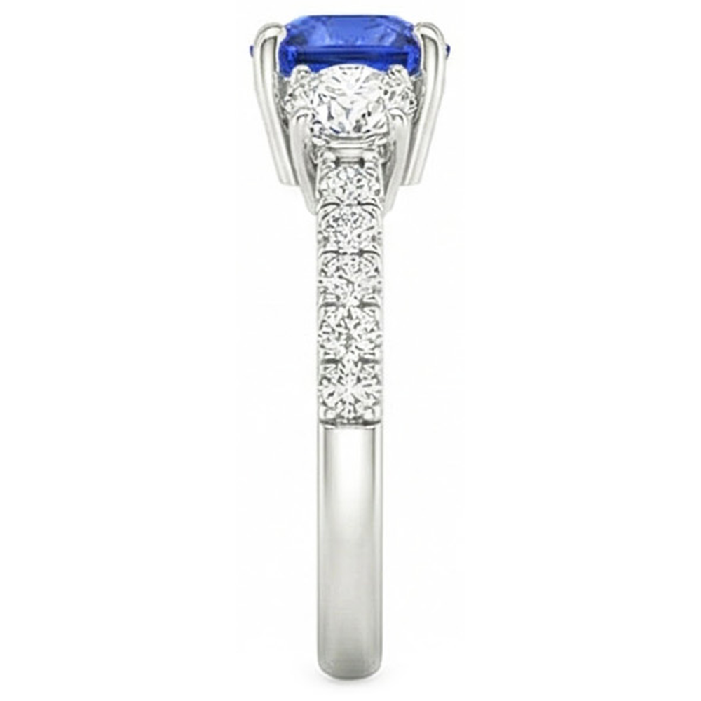 natural round sapphire 3.50ct ring top view