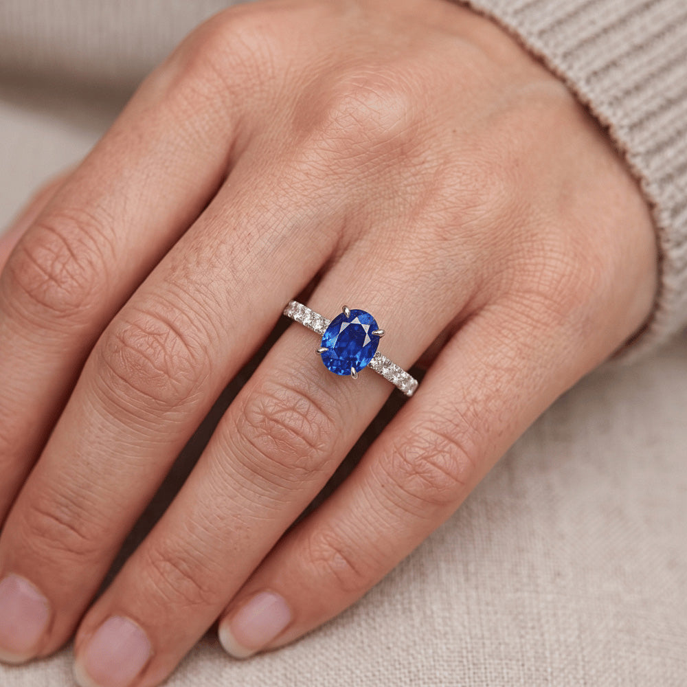 Ladies Solitaire With Accents Ring Blue Sapphire & Natural Earth Mined Diamonds 4 Carats