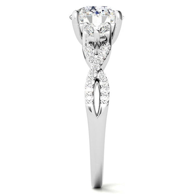 natural round diamond 6ct ring close up detail