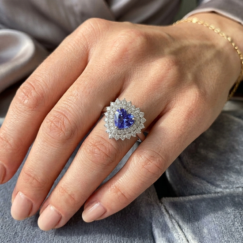 Natural Earth Mined Diamond Halo Heart Blue Sapphire Ring 3 Carat Star Style