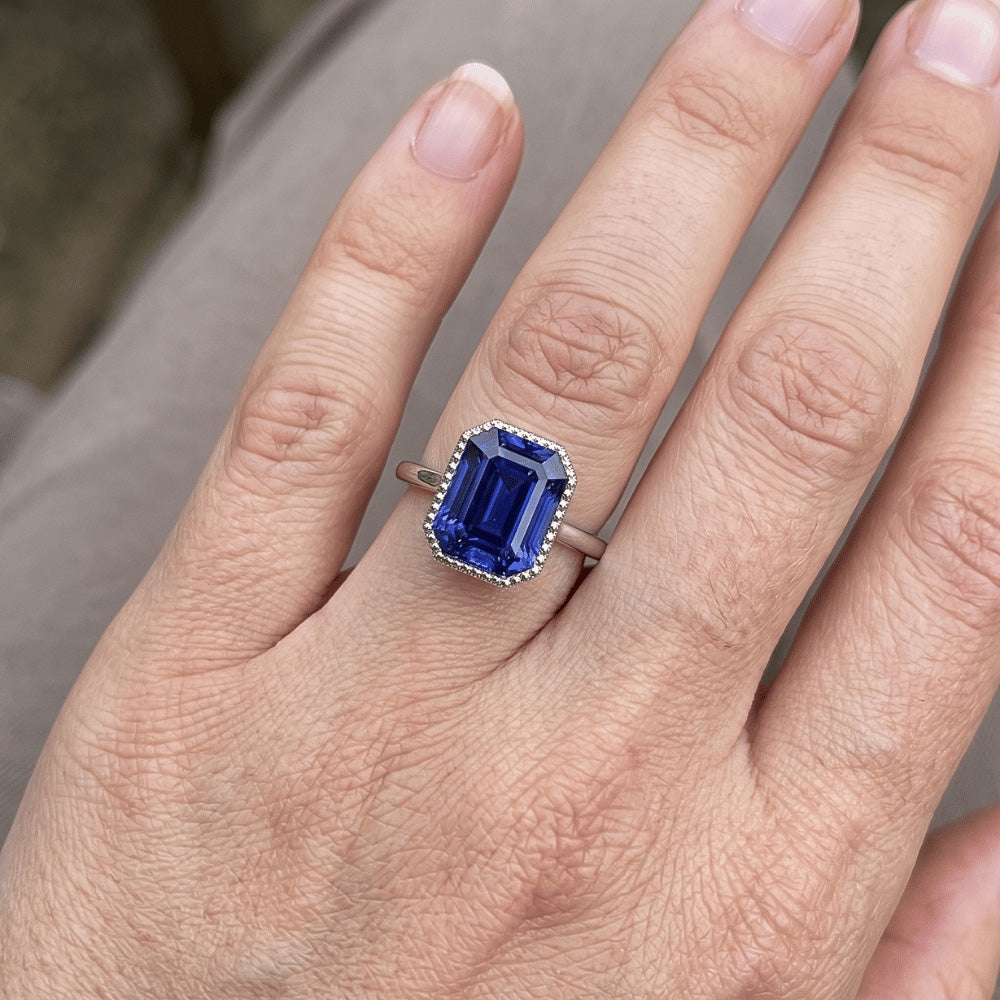 Natural Real ( Not Lab Grown ) Sparkling Sapphire Radiant Cut Gold Ring