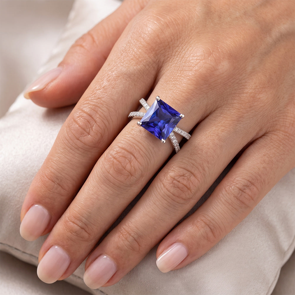 Natural Sapphire Ring 6.25ct - White Gold 14K