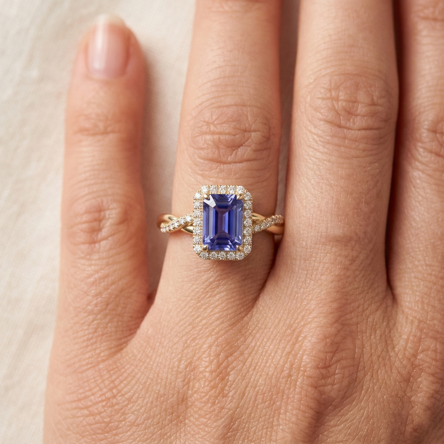 Natural Real ( Not Lab Grown ) Yellow Gold Halo Ring Emerald Shaped Sri Lankan Sapphire 3 Carats