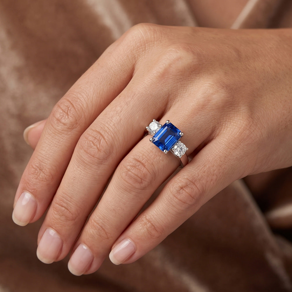 Round Natural Earth Mined Diamond 3 Stone Radiant Ceylon Sapphire Ring 2.50 Carats