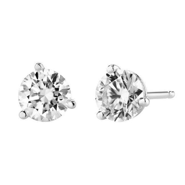 natural round diamond 2.5ct earring side angle
