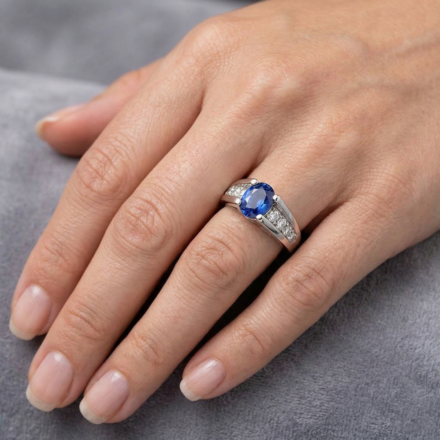 Sparkling Oval Ceylon Sapphire Natural Earth Mined Diamonds Ring 2.10 Carats White Gold