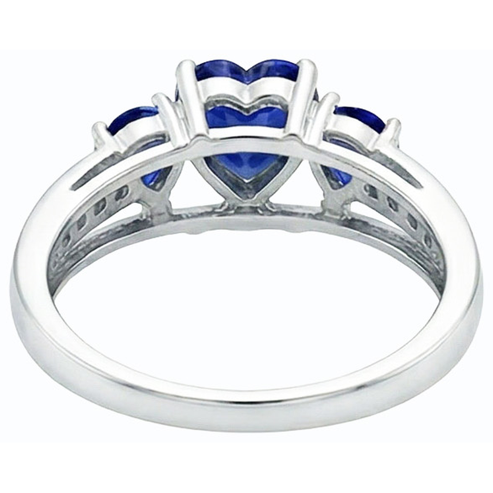 natural round sapphire 2ct ring on white background