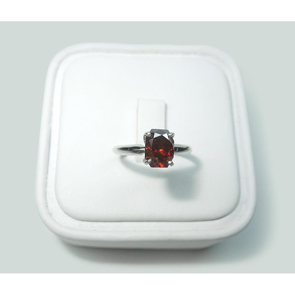 Lady’s Brilliant Radiant Cut Red Diamond White Gold Gemstone Ring