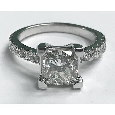 Princess Cut White Elegant Woman's Solitaire Ring with Accents Diamond
