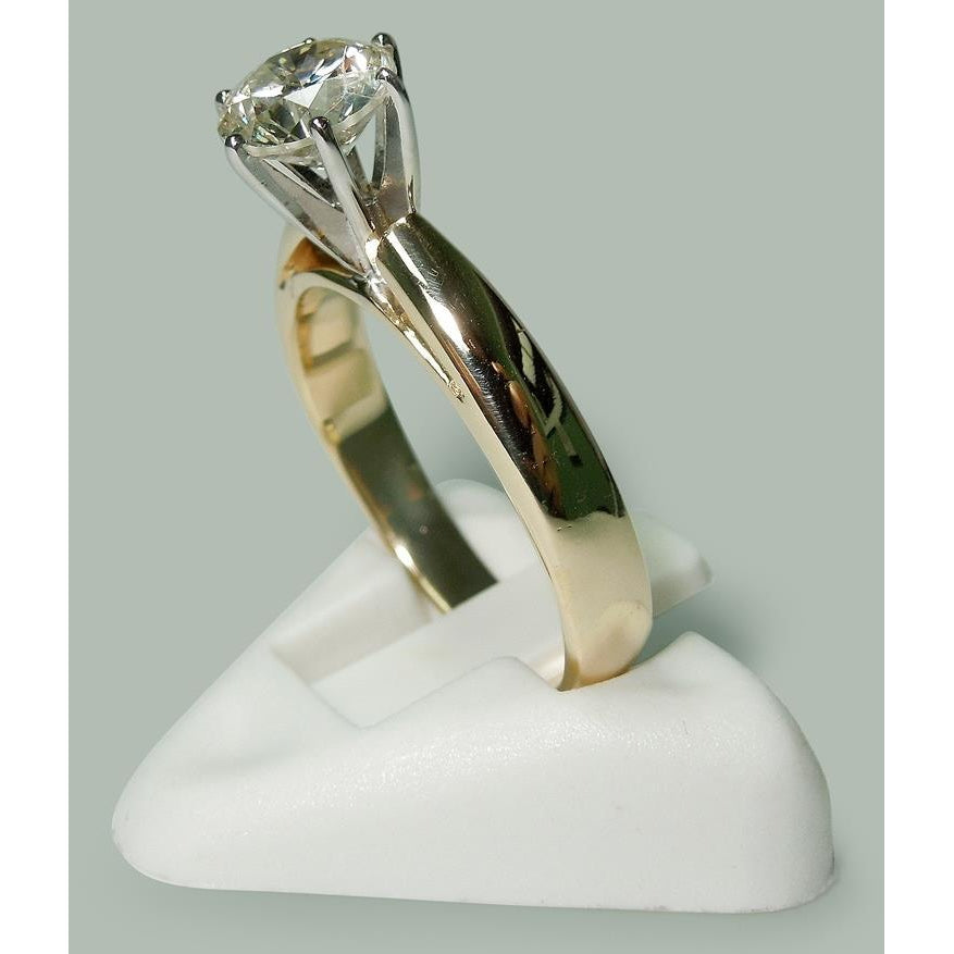 Yellow Twisted Sparkling Unique Solitaire White Gold Diamond Ring