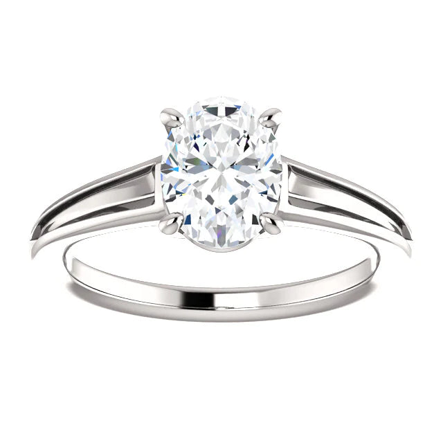 4 Prongs Oval Cut Woman's Solitaire Diamond Ring