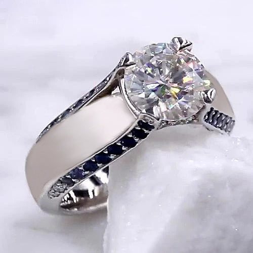 natural round diamond 3.50ct ring close up detail