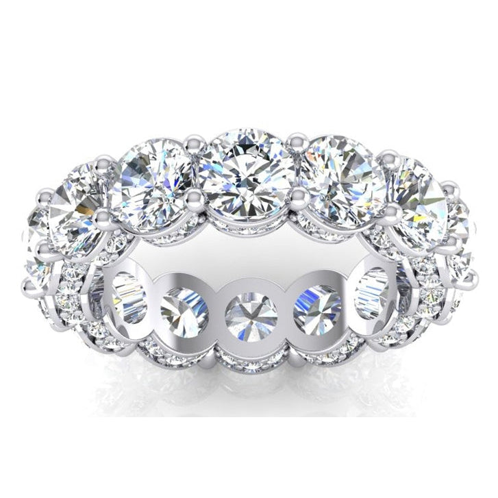 natural round diamond 9.50ct band close up detail