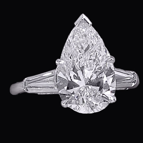 Pear Cut Diamond Ring