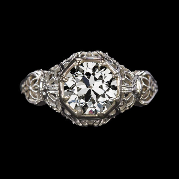 Antique Style Solitaire Ring