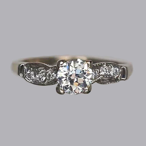 Antique Srtyle Natural Brilliant Engagement White Gold Diamond Solitaire Ring with Accents