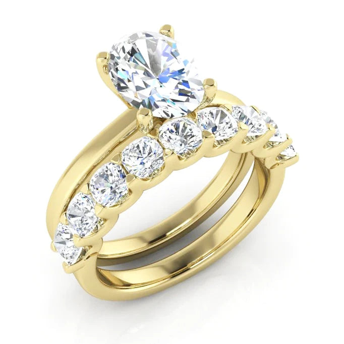 Custom Jewelry Brilliant Cut Oval Diamond Ring & Band Set