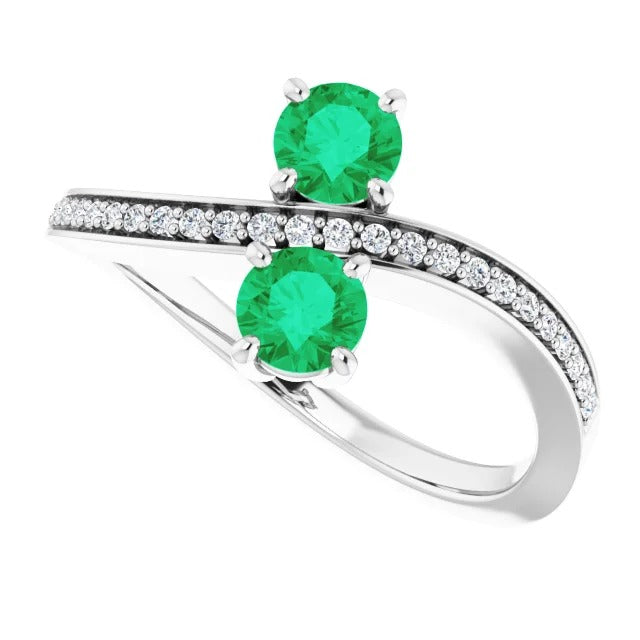 Green Emerald Diamond White Gold