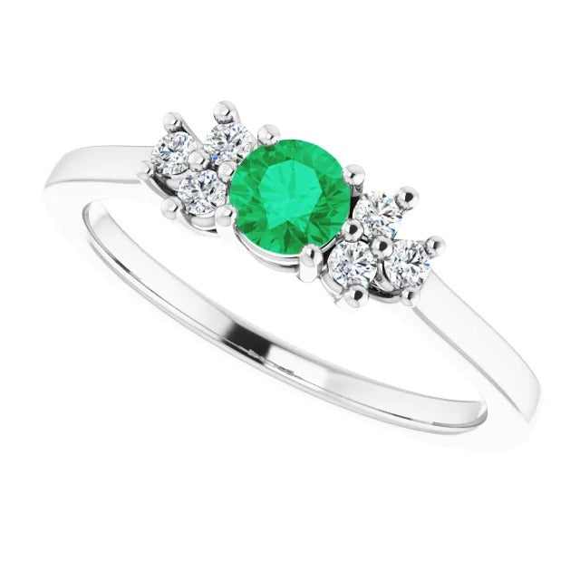 New Amazing Solitaire Round Green Emerald