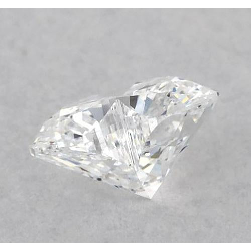 natural heart diamond 2ct loose_diamond close up detail