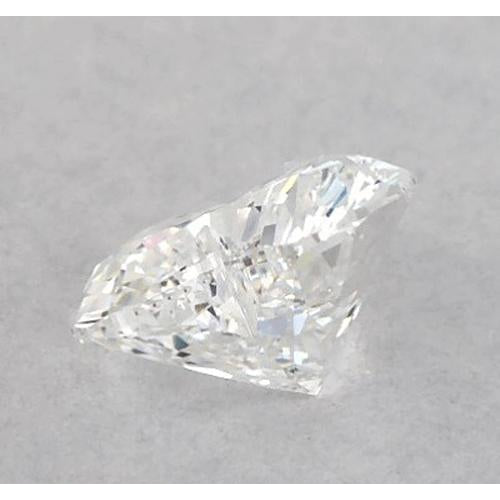 natural heart diamond 2.75ct loose_diamond close up detail