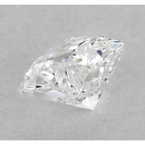 natural heart diamond 5ct loose_diamond close up detail