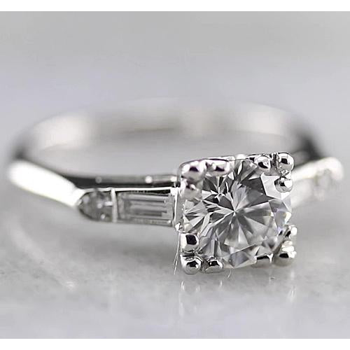 Three Stone Ring Round Diamond Three Stone Ring Baguettes F Vs1 Vvs1 White Gold 14K