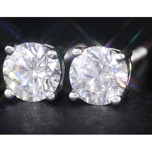 Sparkling Unique Lady’s Stud Earrings