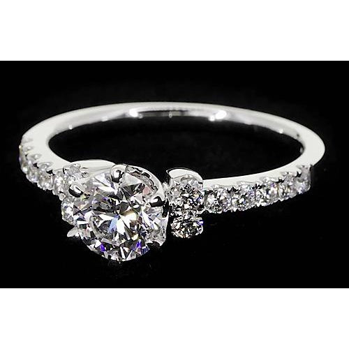 Solitaire Ring with Accents