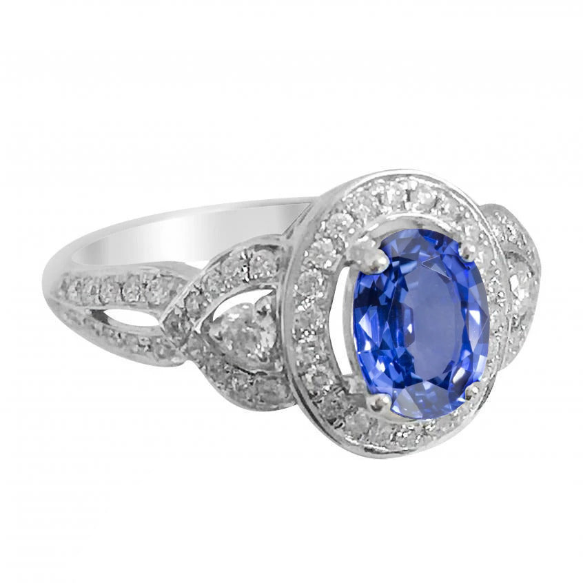 Lady’s Style Sri Lanka Sapphire And Diamond Ring White Gold