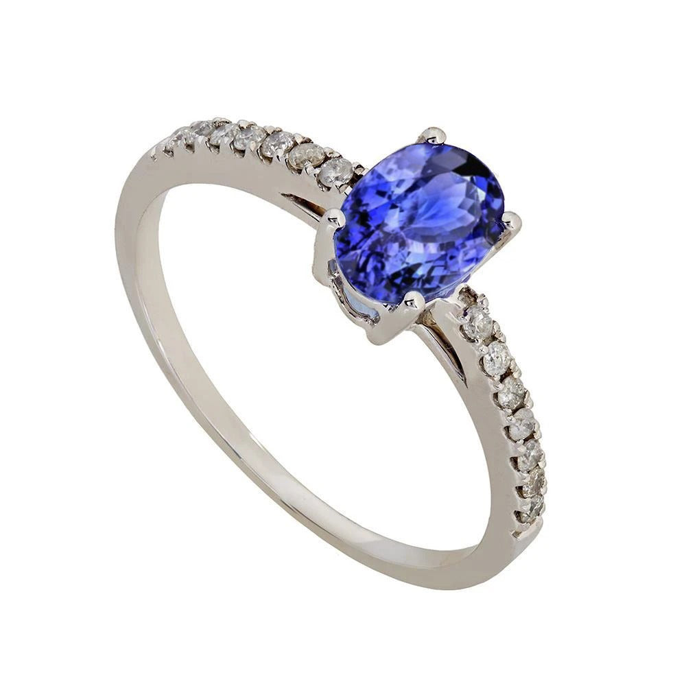 Unique Lady’s Oval Tanzanite And Diamonds 5.50 Carats Ring White Gold