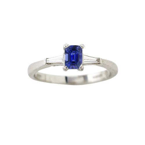 Women Female new Anniversary Three Stone Anniversary Ring Emerald Ceylon Sapphire