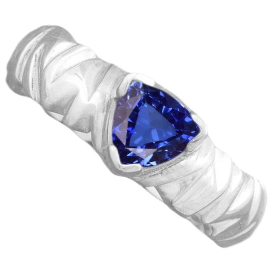 Solitaire Trillion Ring V Prong Blue Sapphire Vintage StyleSparkling Unique Lady’s
