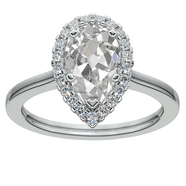 Round Diamond Halo Ring