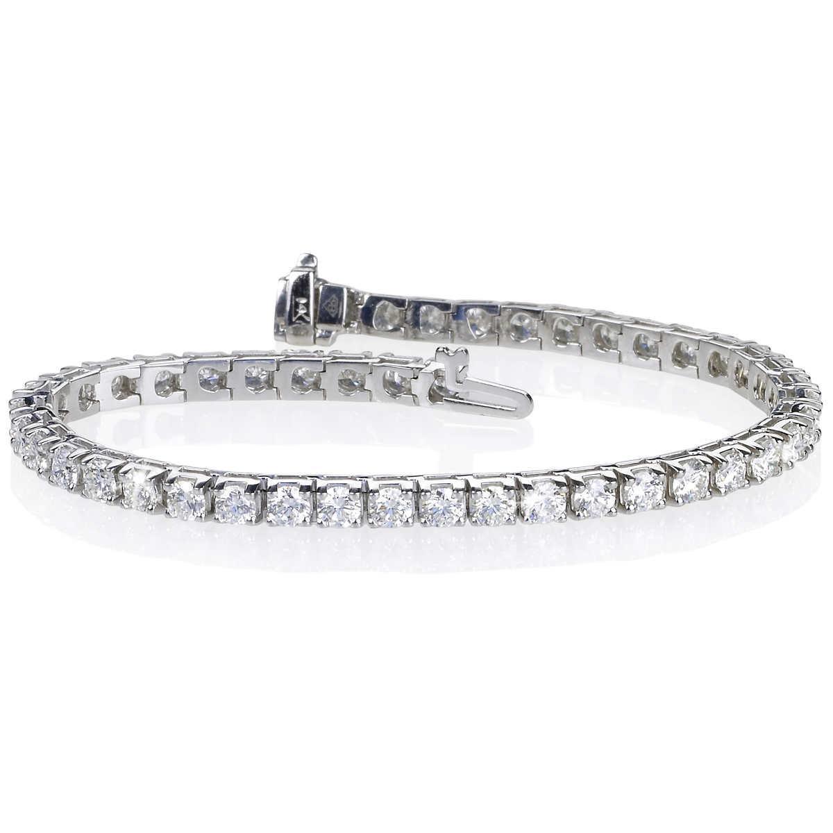 Round Cut Sparkling Lab Grown Diamonds Bracelet WG 7.65 Carats