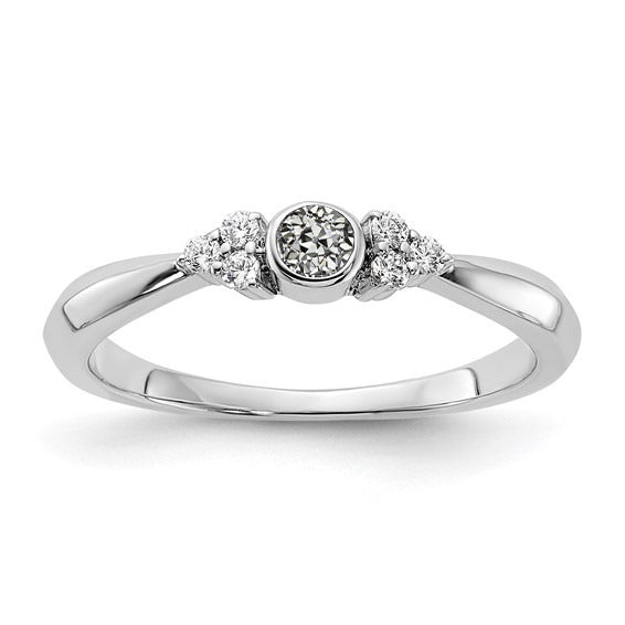 Women’s White Gold Round Old Cut Diamond Bezel Set Ring