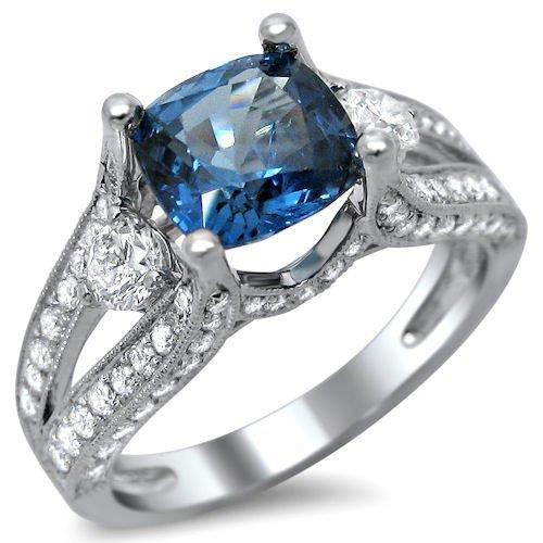 Cushion And Round Cut Sri Lankan Sapphire And Diamonds Gemstone Ring