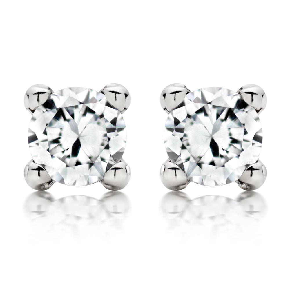 natural round diamond 4ct earring front view