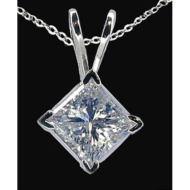 Gorgeous Diamond 2.25 Cts. Pendant F Vs1 Diamond Gold Pendant