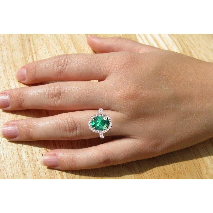 Green Emerald And Diamond Wedding Ring