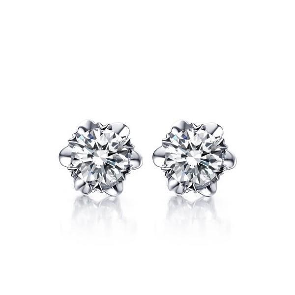 Flower Style Brilliant Engagement White Gold Diamond Stud Earrings