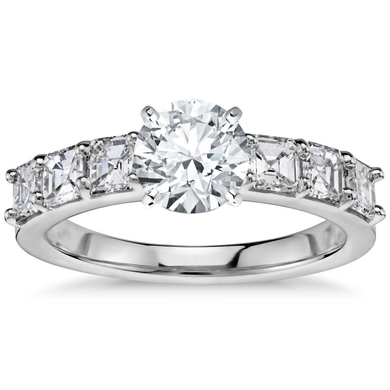 New Elegant Style White Elegant Gold Diamond Solitaire Ring with Accents
