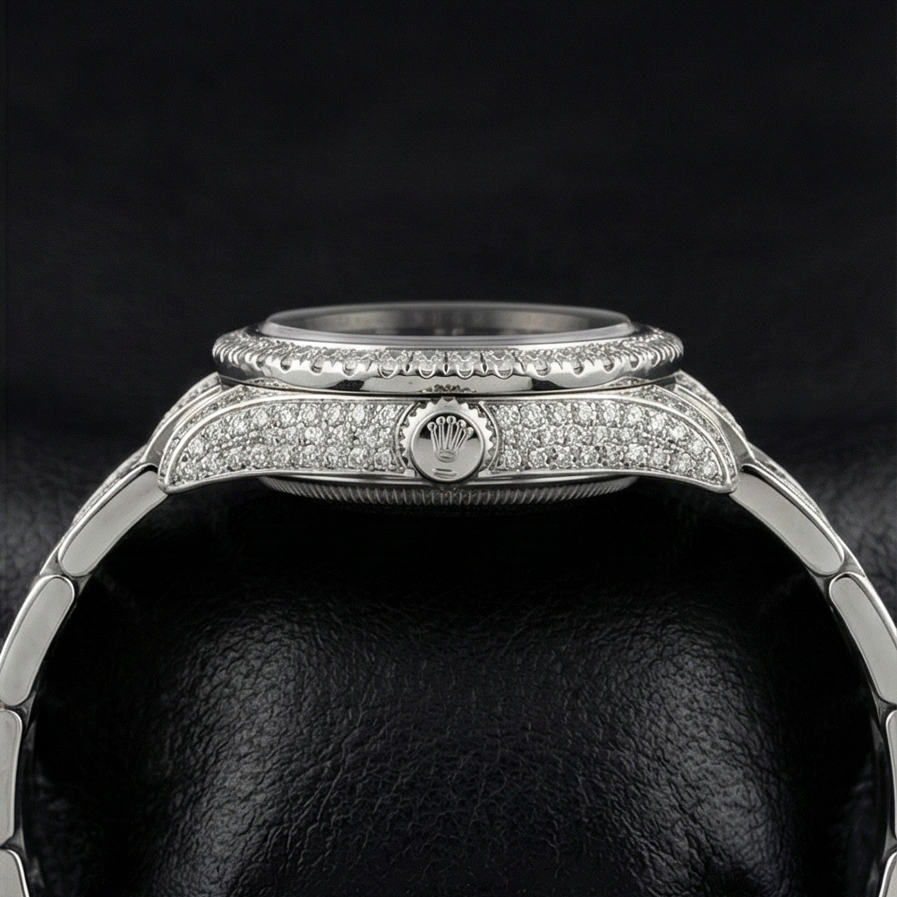 176200 Rolex Oyster Perpetual iced-out 26mm Ladies Watch