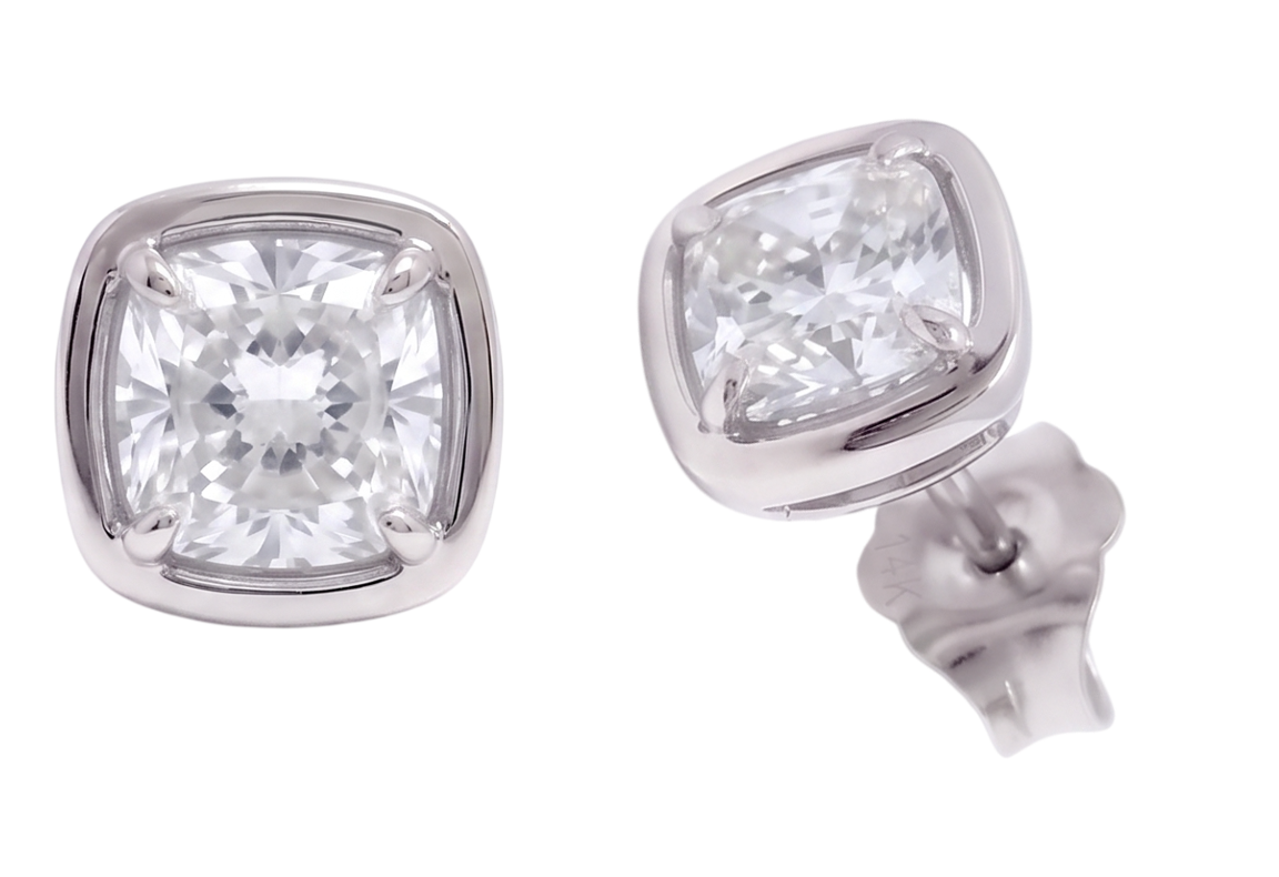 1 Carat Cushion Cut Lab Grown Diamonds Stud Earring White Gold 14K