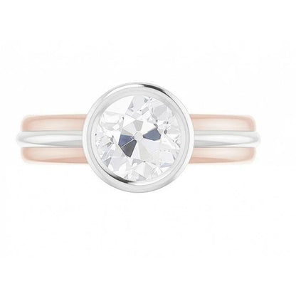 natural round diamond 2ct watch close up detail