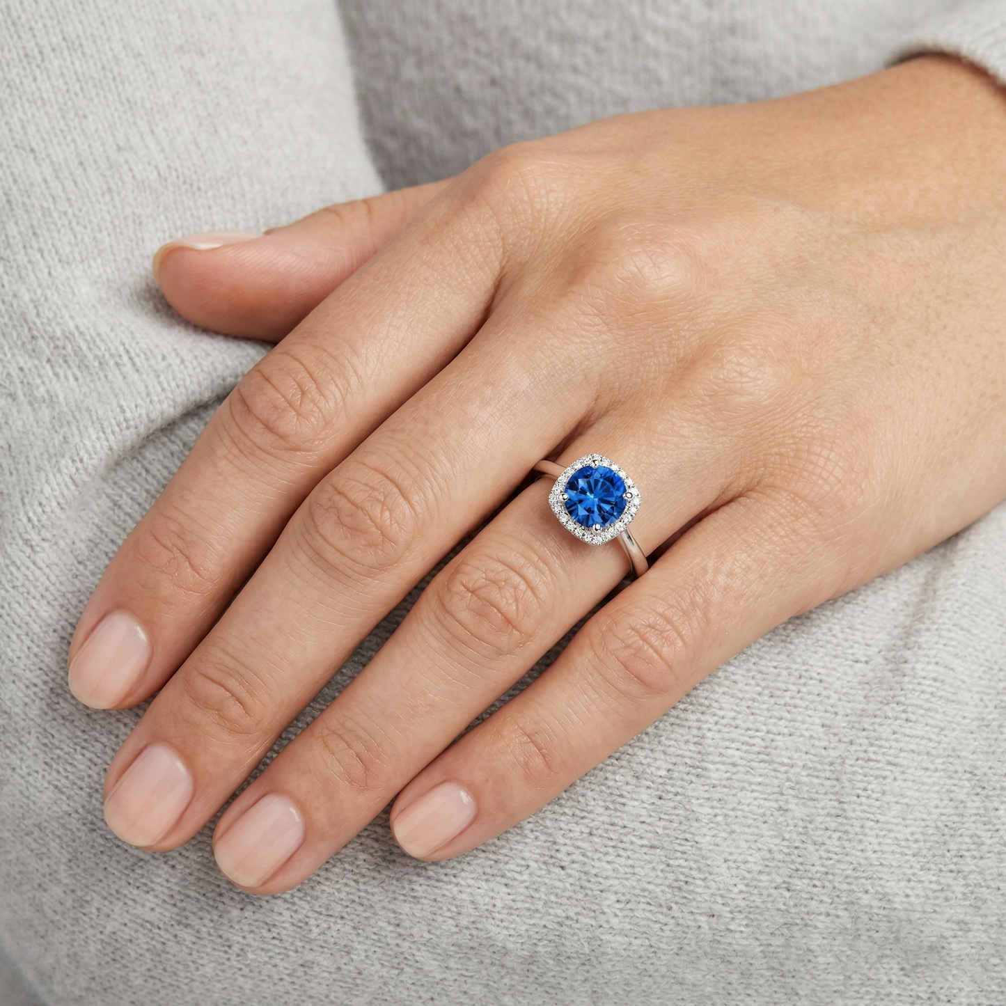 2.70 Carats Halo Ceylon Sapphire Natural Earth Mined Diamonds Ring White Gold 14K